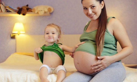 Preparing a Sibling-to-Be for Baby